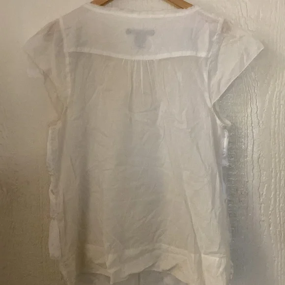 Calvin Klein Jeans White  zigzag blouse size L - Picture 3 of 4